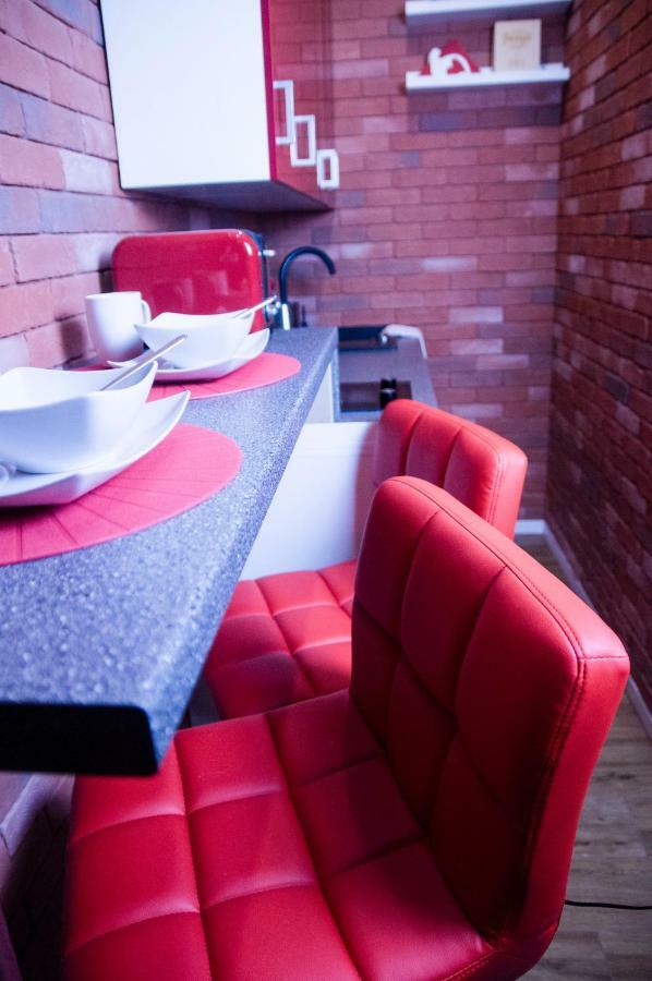 Jacuzzi Apartment Red Cracovia Esterno foto